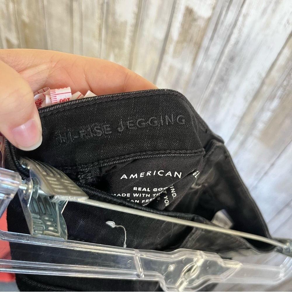 American Eagle The Dream High Rise Jegging Short Black Jeans 2 - Picture 7 of 8